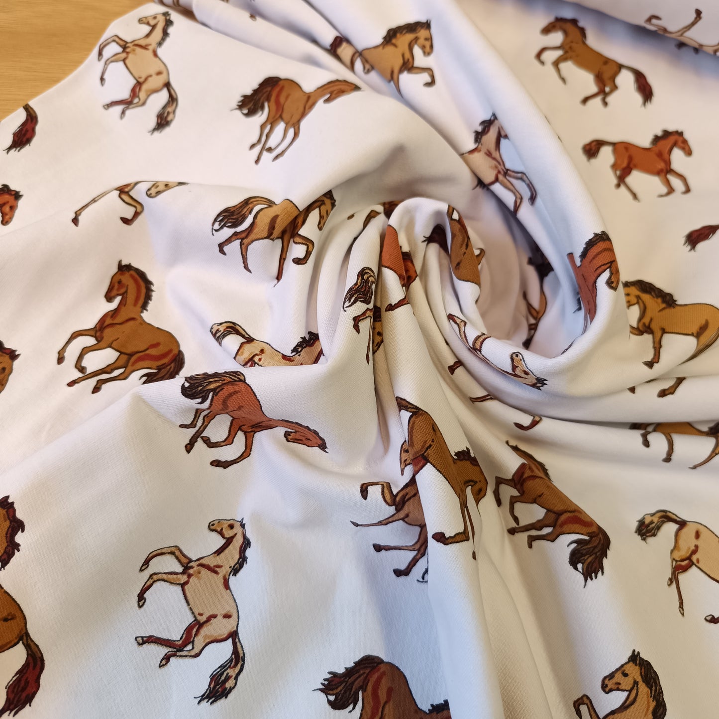 French terry paarden