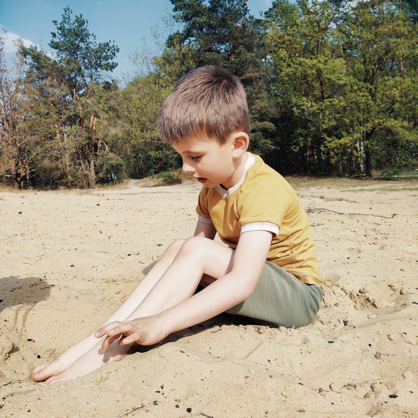 Retro T-shirt mosterd