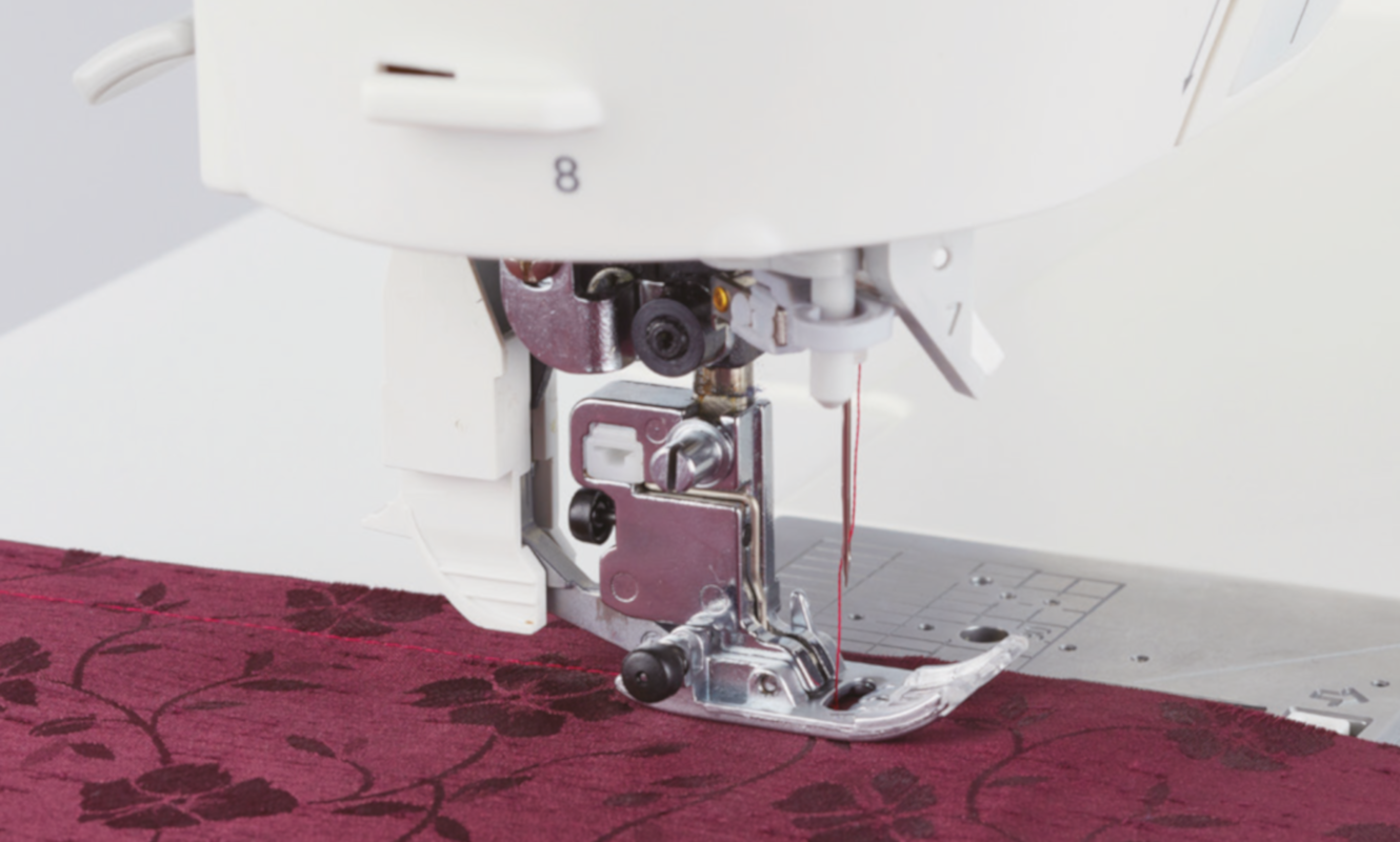 Juki HZL-UX8 (Toonzaalmodel)