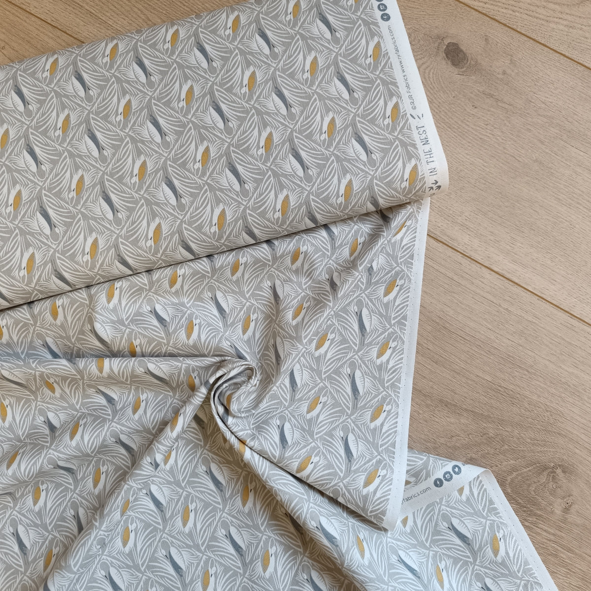 Pondlif/In the Nest - Foggy Morning Fabric