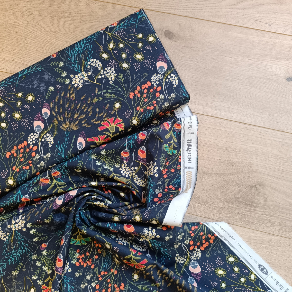 Indie Folk Poplin Meadow Dim