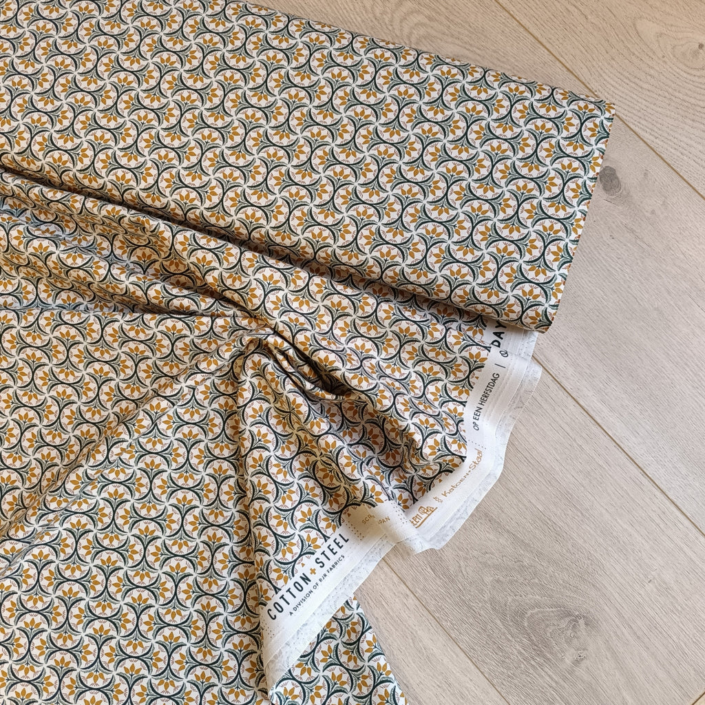 On a fall day/Rosehip - Enchanted Fabric