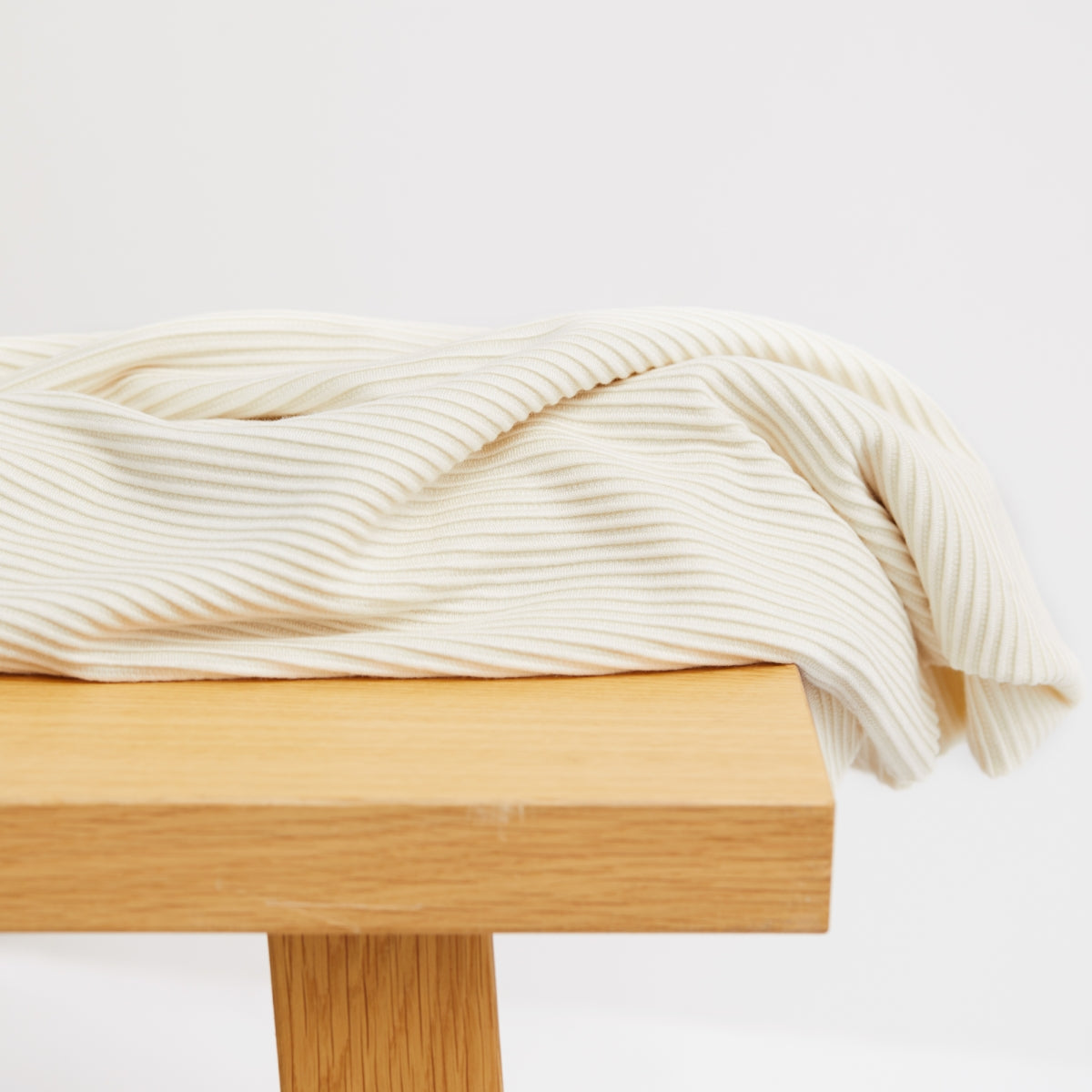 SELF-STRIPE OTTOMAN KNIT - Shell