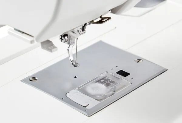 Janome MC100E (Tijdelijke Actie!)