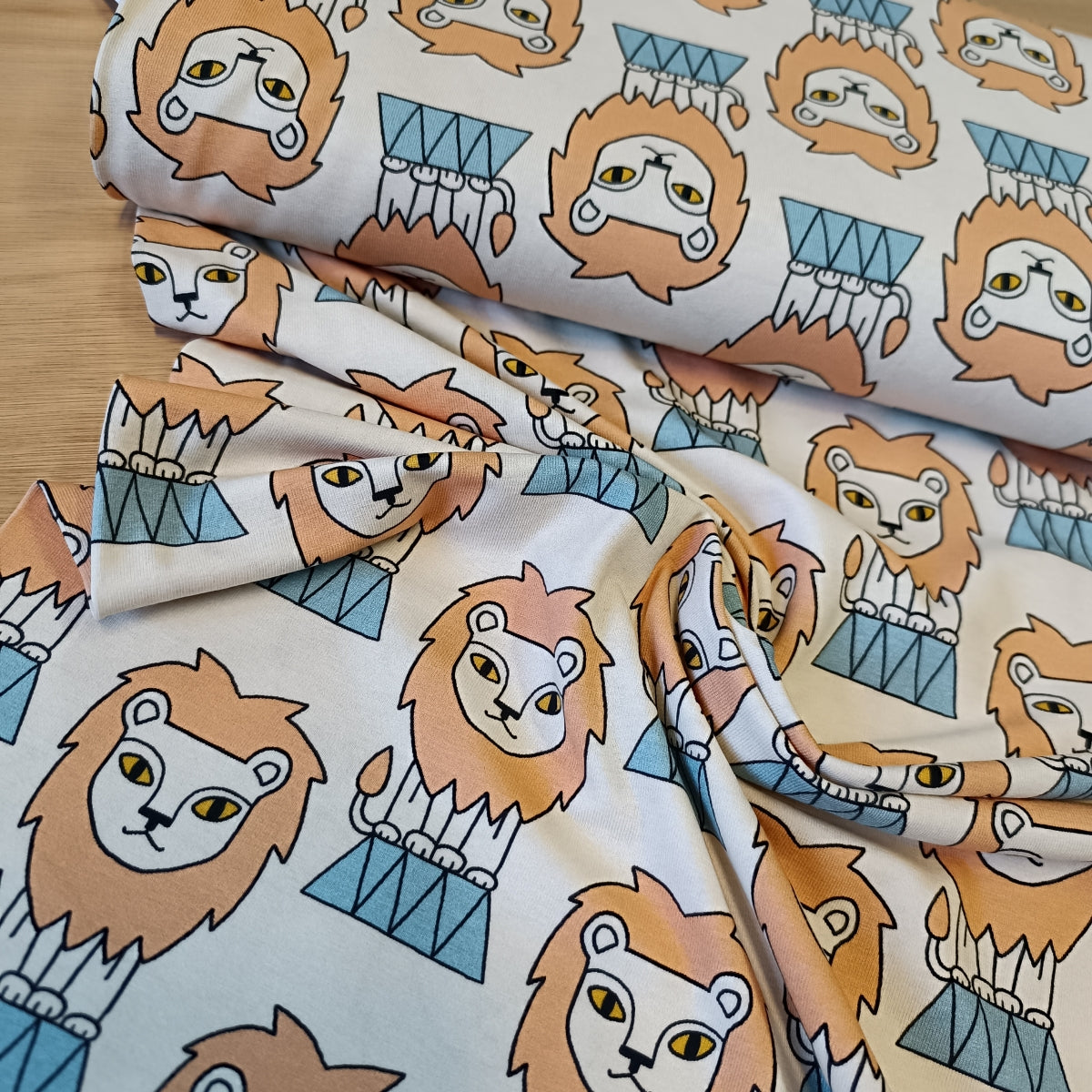 Eva Mouton - Lions jersey