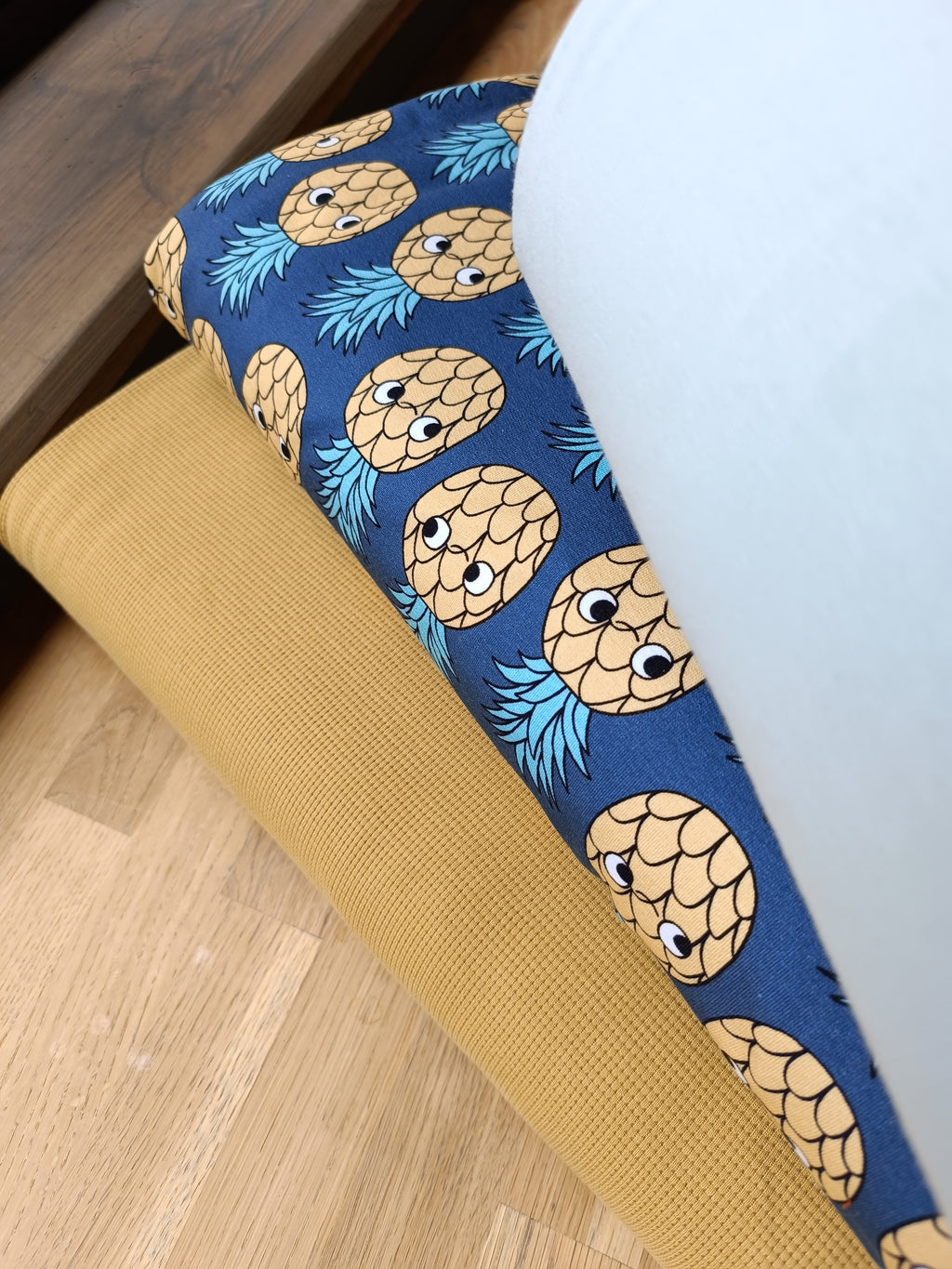 DIY pyjama pineapple