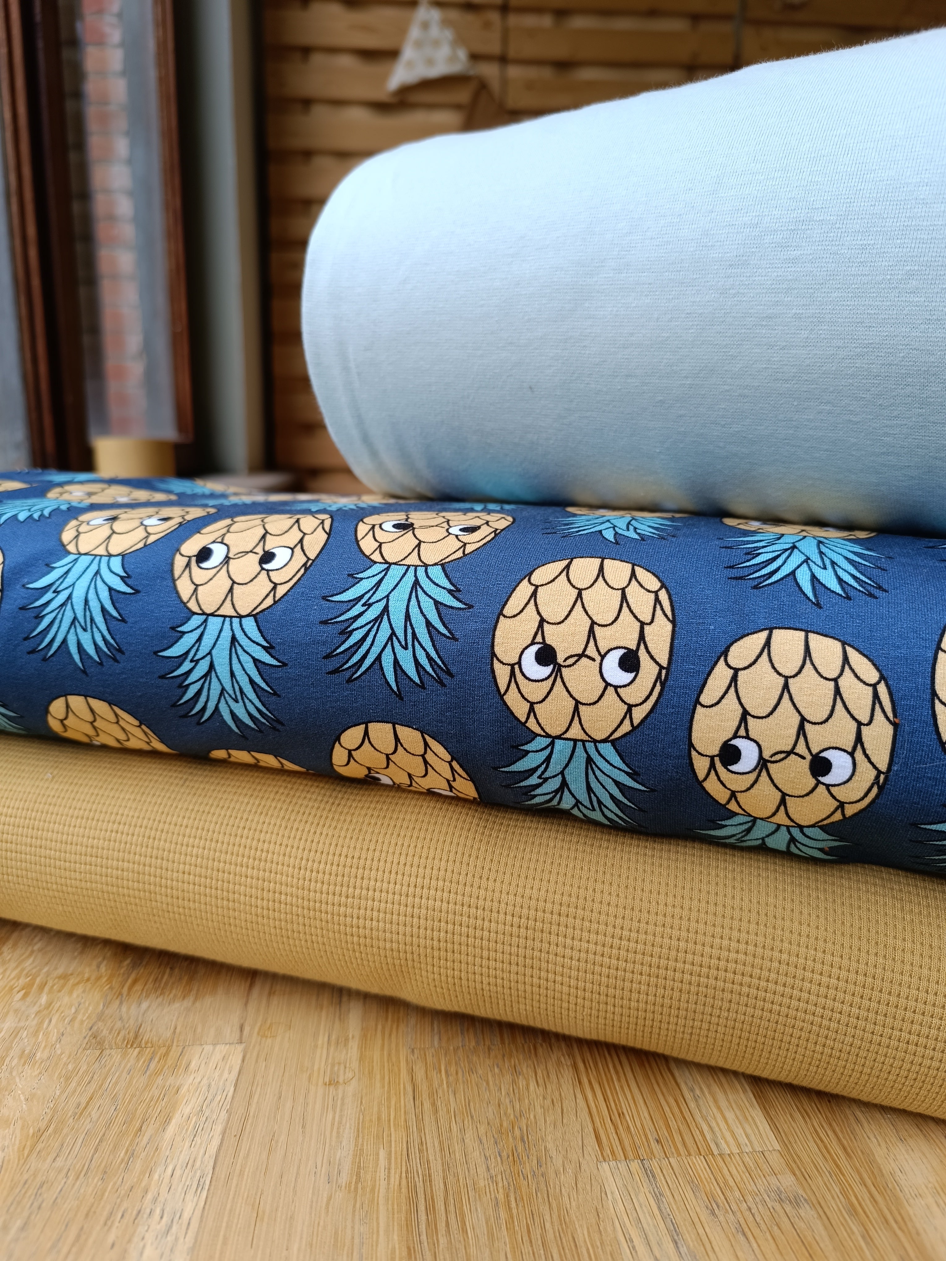 DIY pyjama pineapple