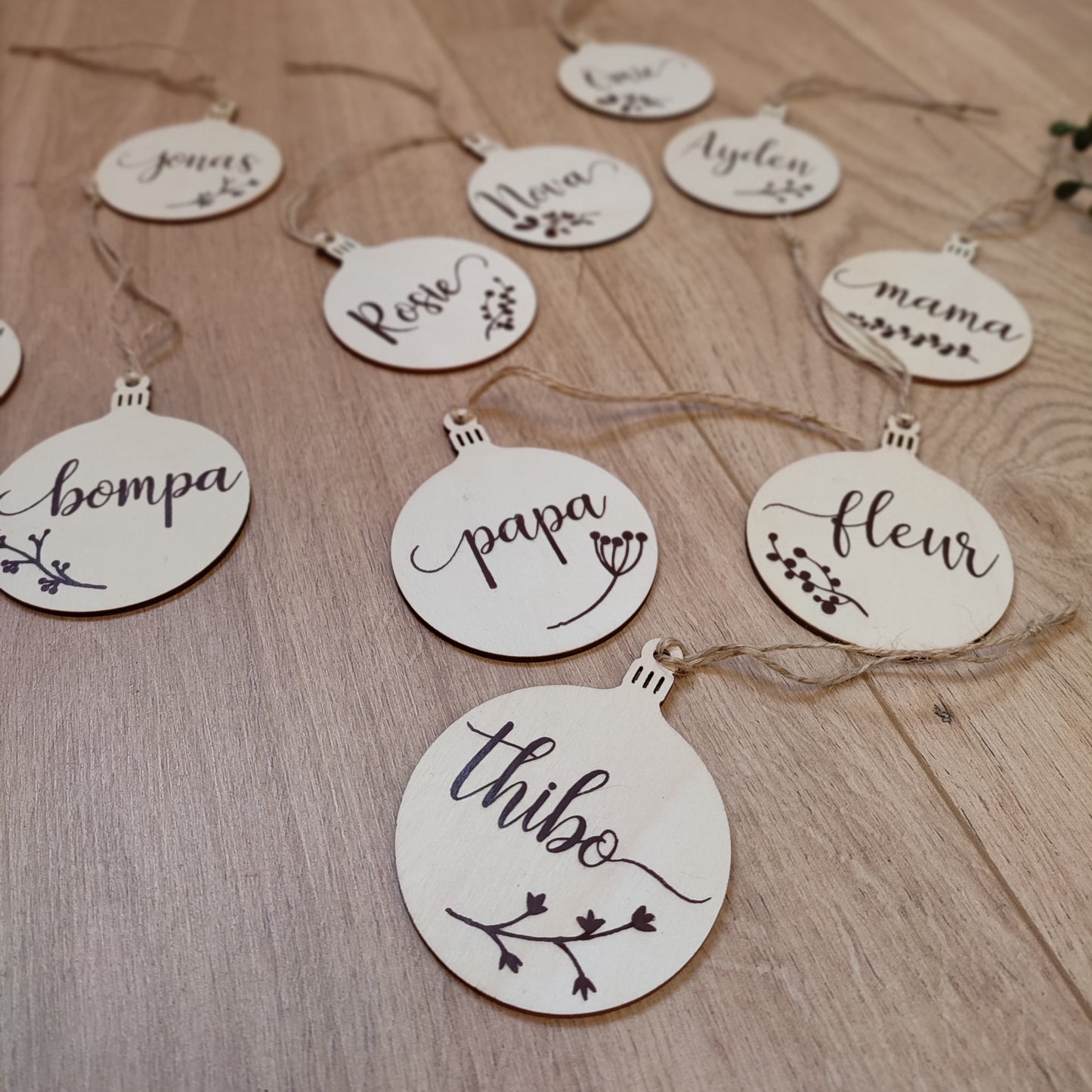 Houten kerstballen