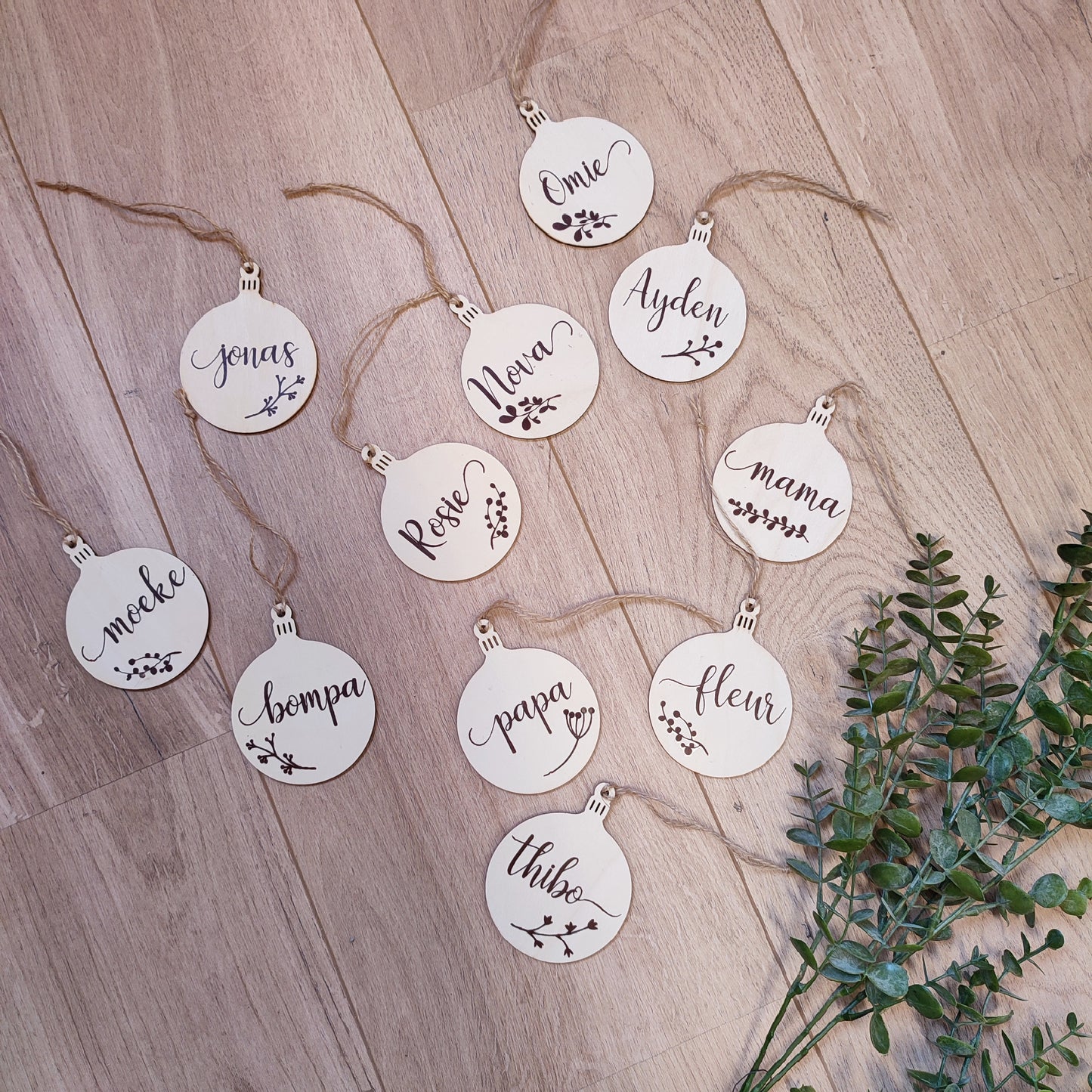 Houten kerstballen