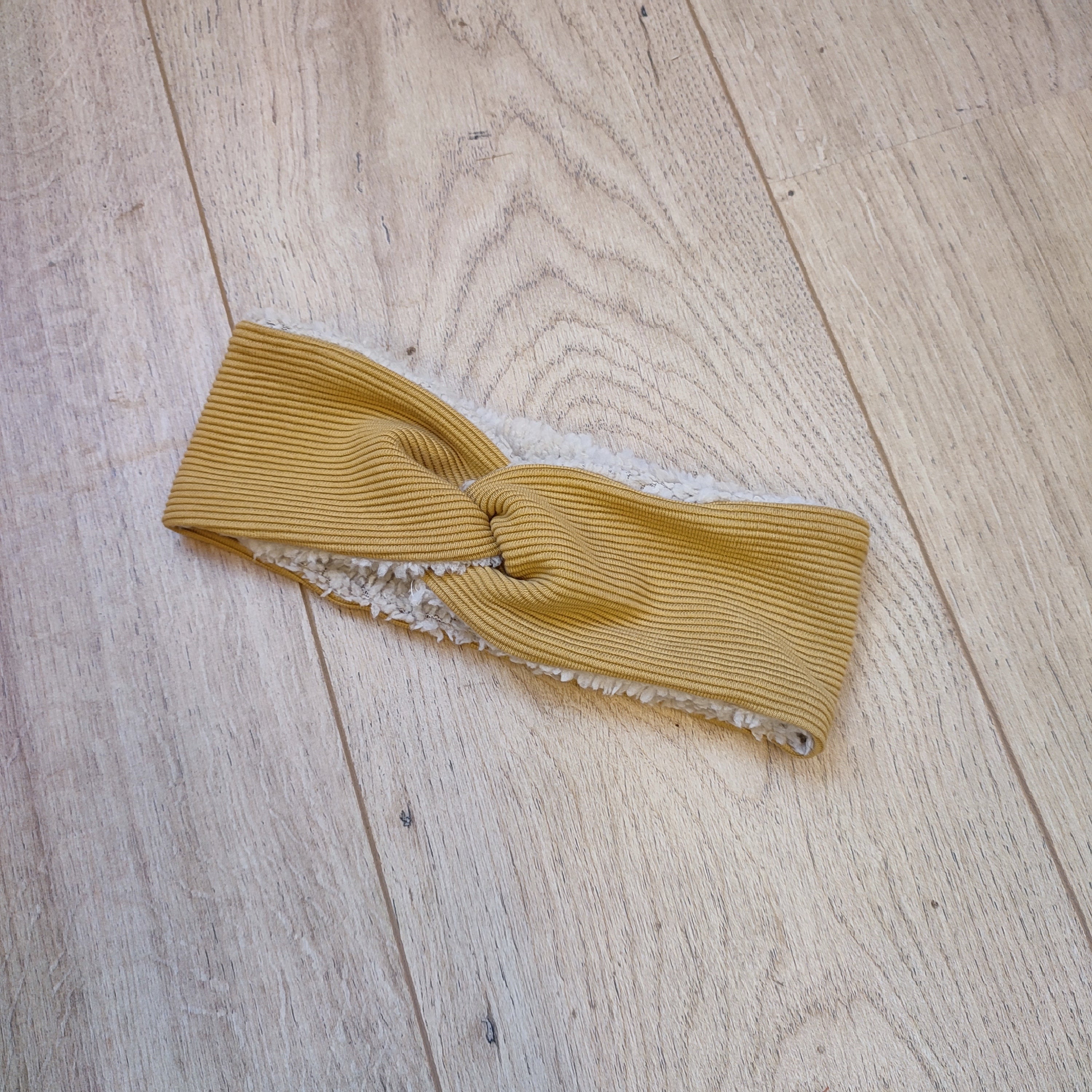 Warme haarband rib geel